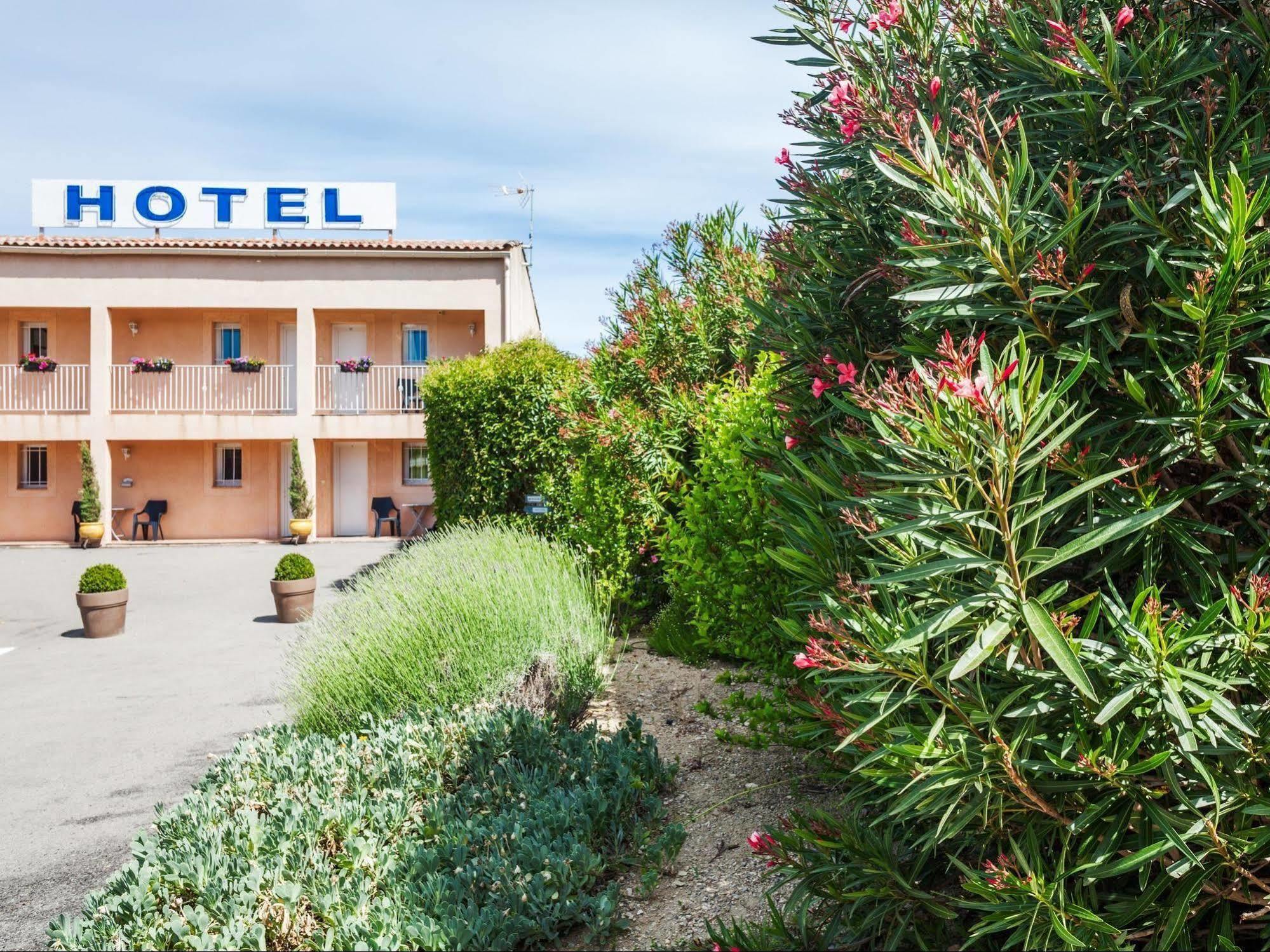 Le Grand Jardin Hotel Aujargues Exterior photo
